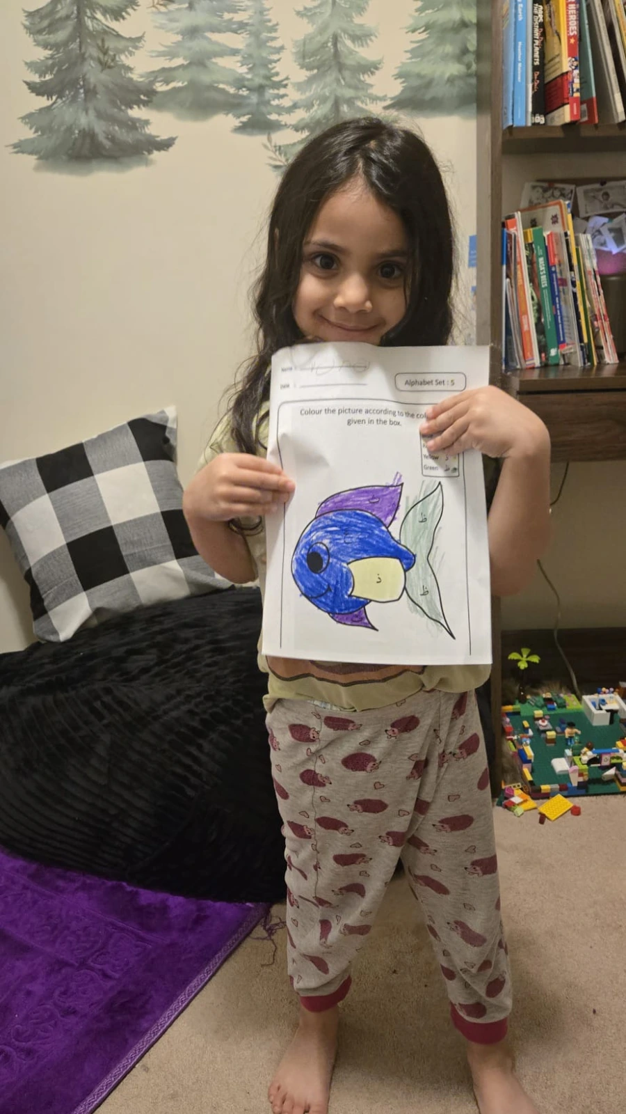 Little Girl in Florida Learnt Noorani Qaida From Us with Play & Pray Approaach